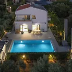 Vila Sunlight Breeze Chania (Crete)