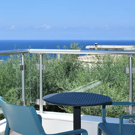 Вілла Sunlight Breeze