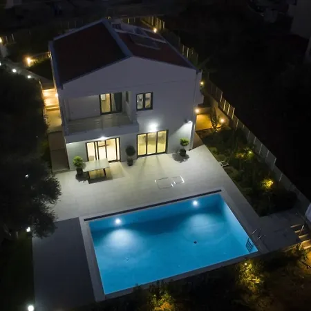 Sunlight Breeze Вілла